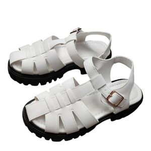 White chunky sandals with buckle detail | Size: 8